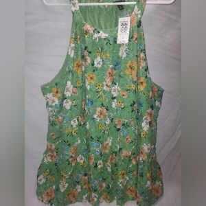 NWT‎ Torrid sleeveless top